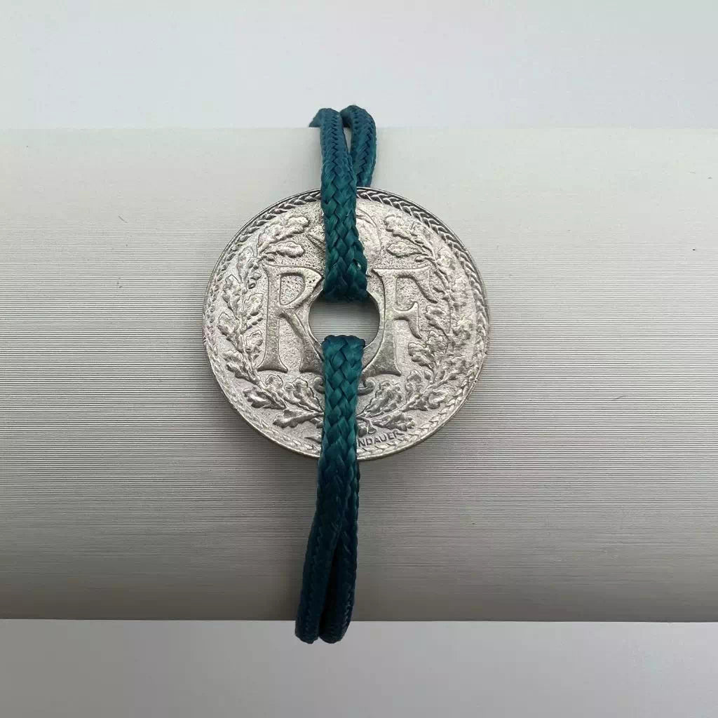 bracelet one piece monnaie trouée de 10 centimes de franc cordon bleu canard le sou francais